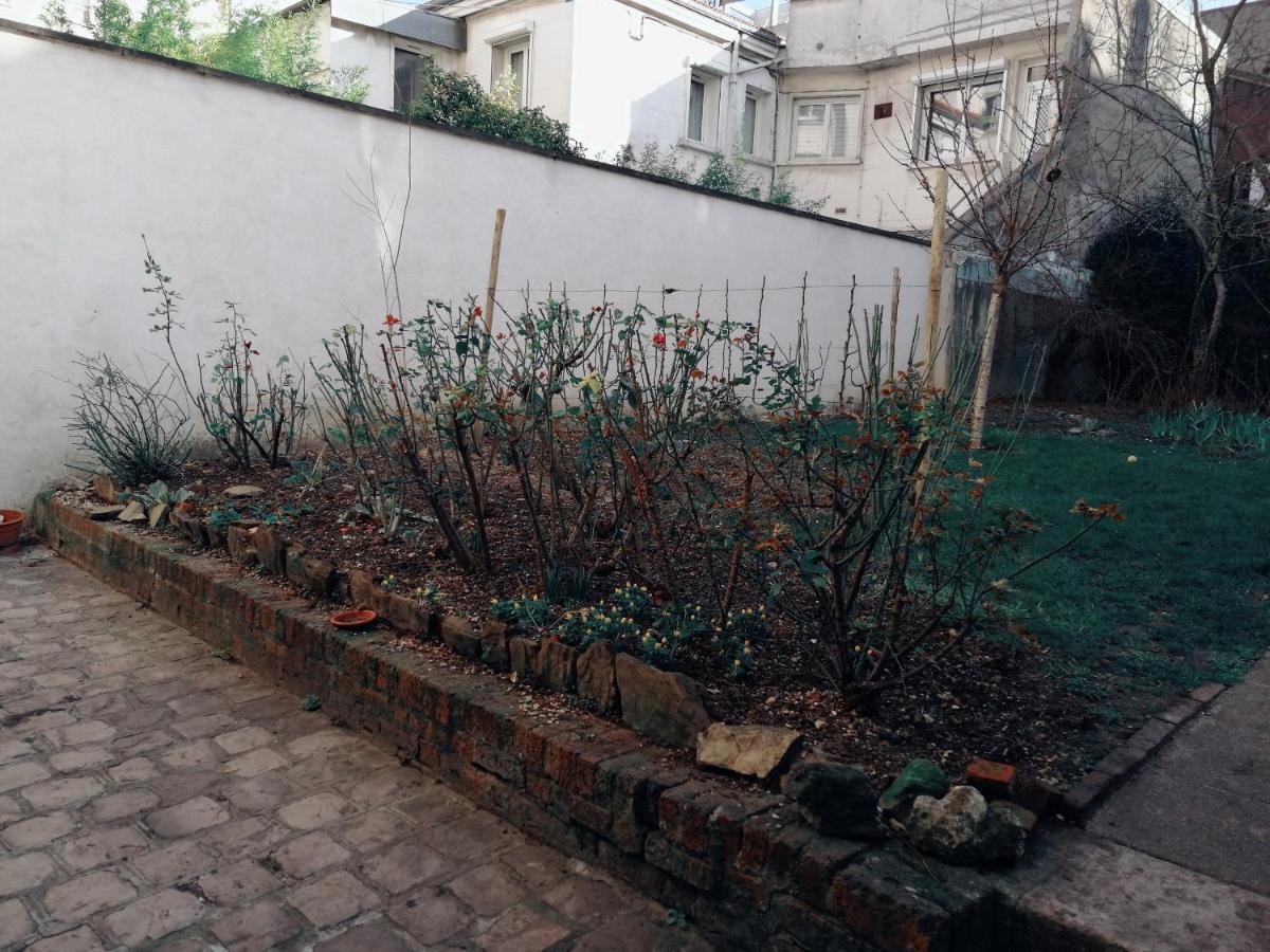 Studio Situe Dans Un Quartier Calme Et Residentiel A Montrouge A Seulement 2 Minutes Du Metro Εξωτερικό φωτογραφία